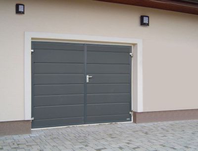 Krídlové garážové brány